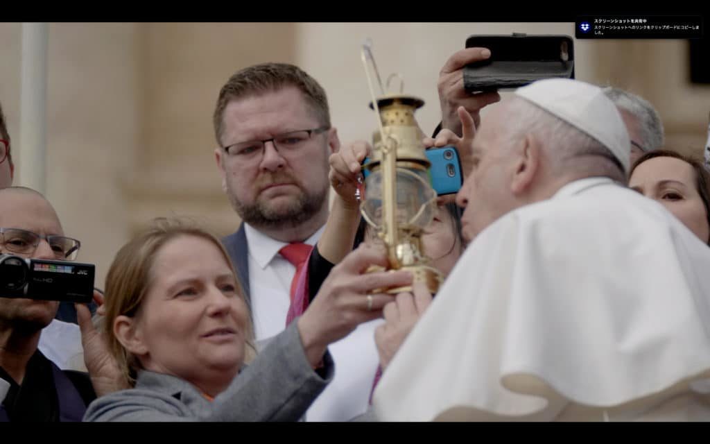 Pope-blow-out-Hiroshima-Flame